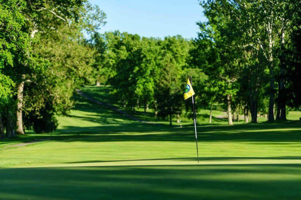 Lakeview Golf Resort & Spa Morgantown Exterior photo